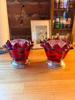 Set of 2 Viking Glass 5" Ruby Artichoke flowerlite on silver stand flower frog